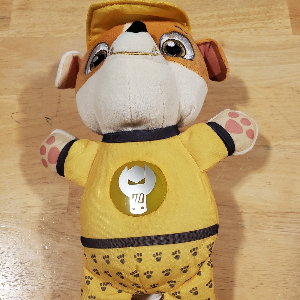Paw Patrol - Snuggle Up Pup - **Previously OWNED** (Choose Your Favorite Pup)